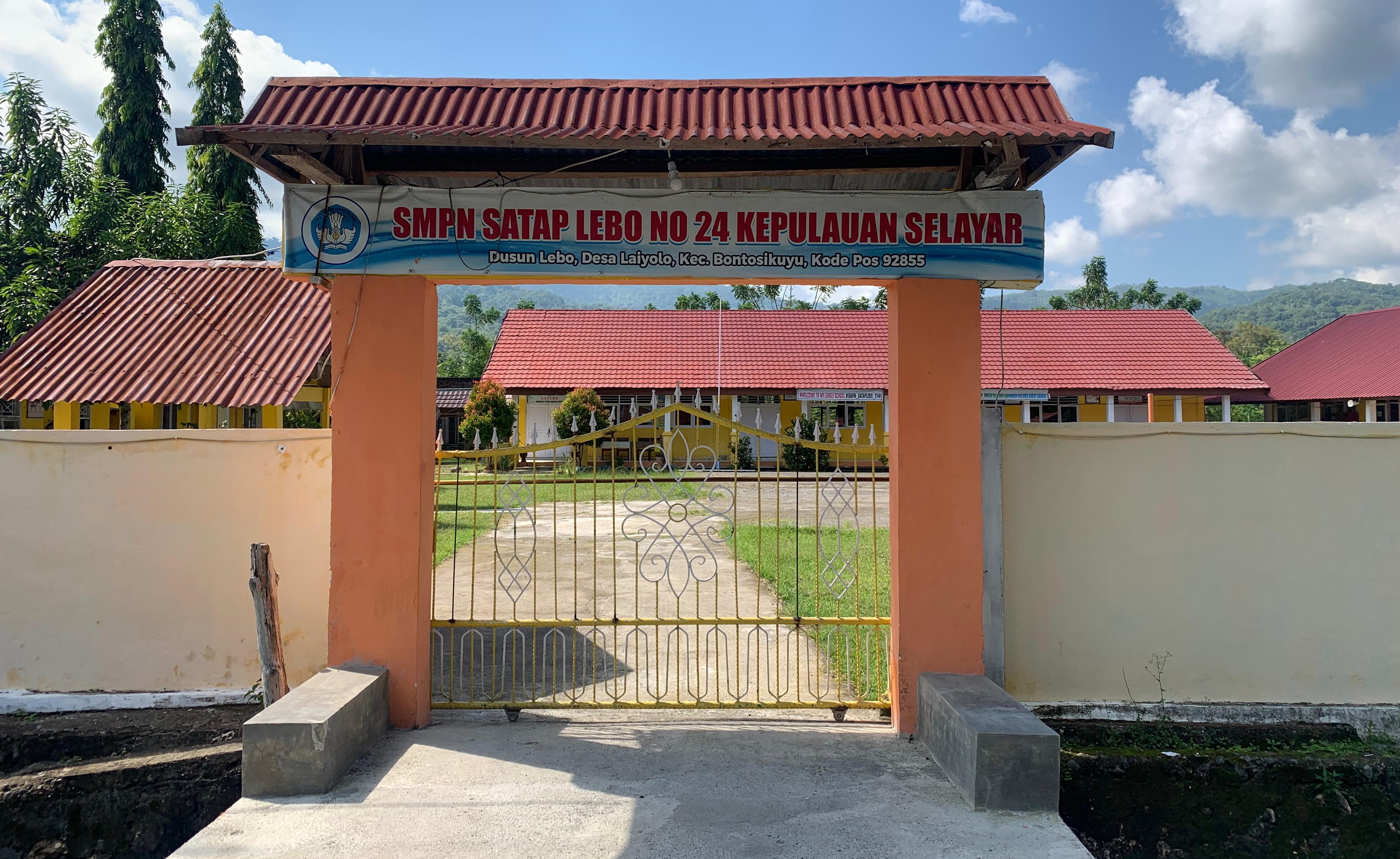 Gerbang Sekolah